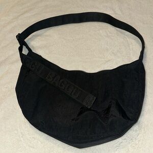 BAGGU Medium Crescent Bag